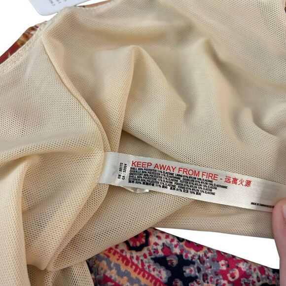 Free People Movement Womens M Hater Crop Top Cream Pink Rust Boho Print Yoga New - Picture 7 of 7